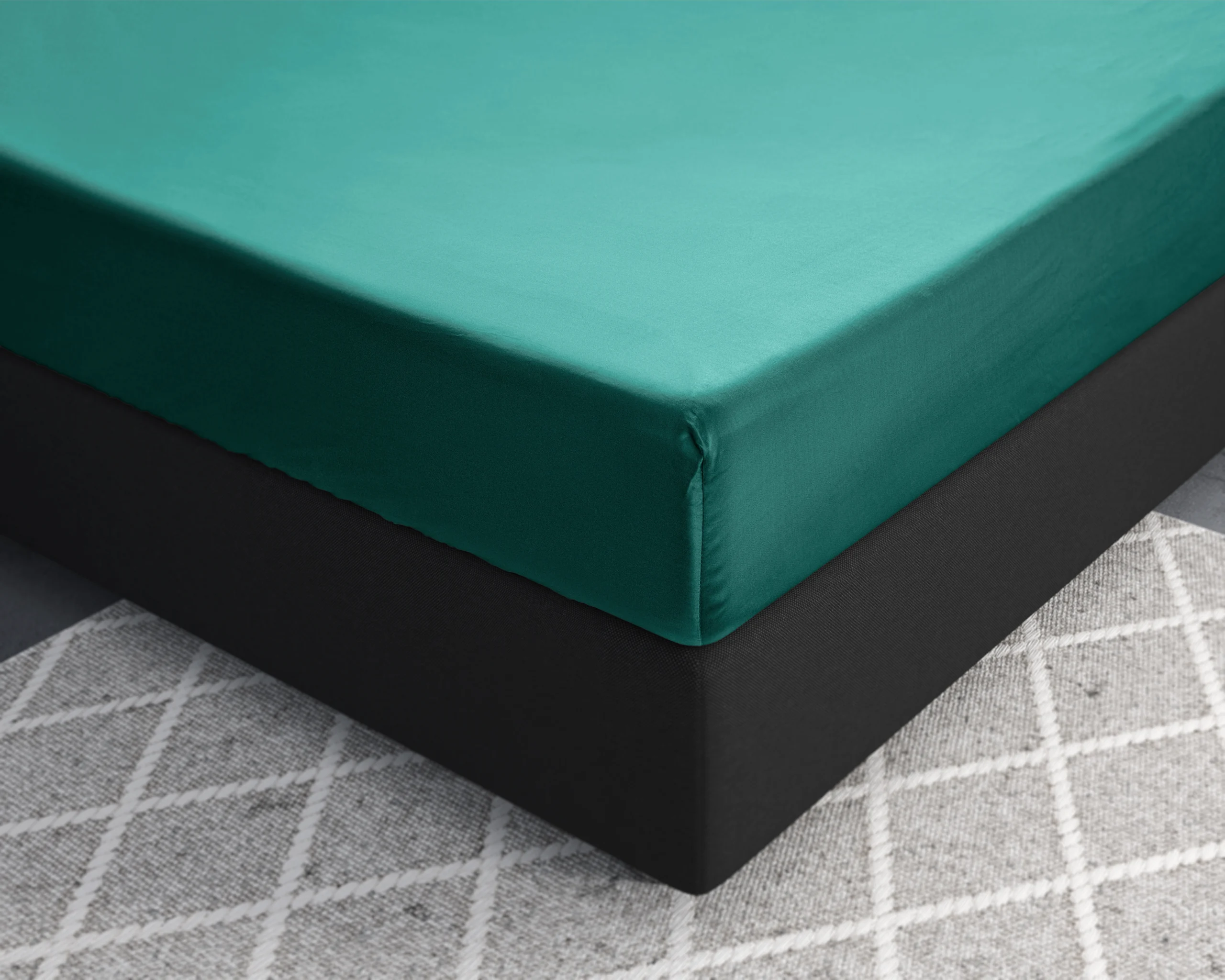 100% katoen/satijn hoeslaken Donker Groen 70 x 200 cm van Primaviera Deluxe in 70 x 200 cm