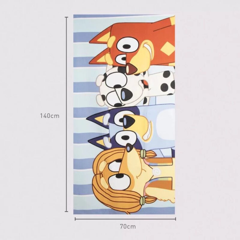 Polyester strandhanddoek Happy Moments sneldrogend 70 x 140 c van Bluey in 70 x 140 cm