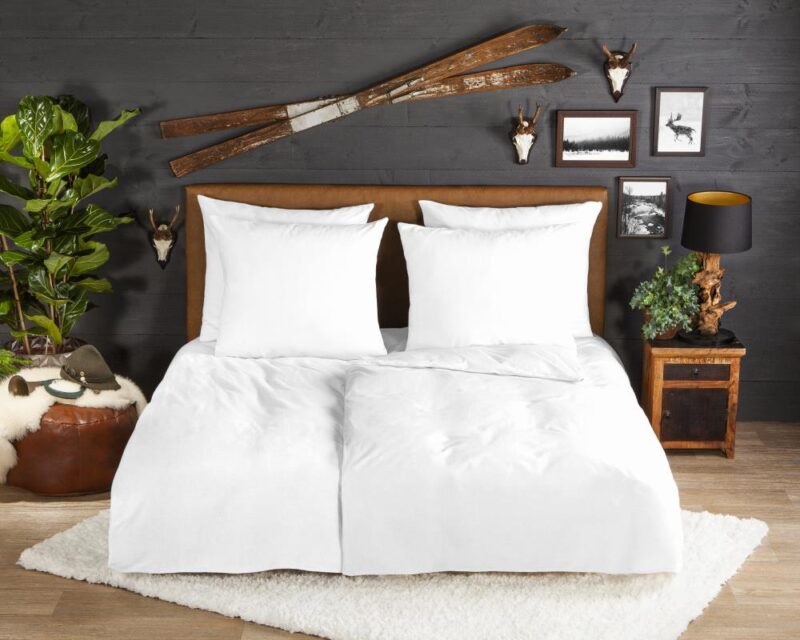 Uni Wit - 100% katoen dekbedset van Good Morning in 240 x 220 cm