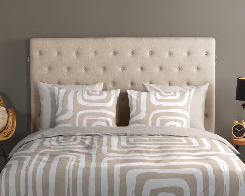 Beddengoed Madeleine 140 x 220 cm van Good Morning, Bruin