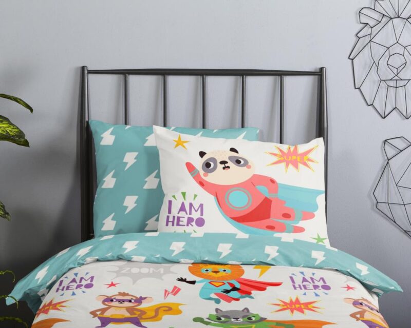 Beddengoed Superhero 120 x 150 cm van Good Morning, Multicolor