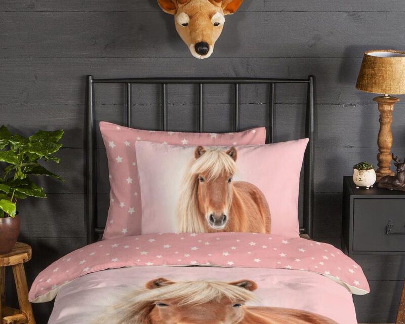 Beddengoed Caitlin 140 x 200 cm van Good Morning, Roze