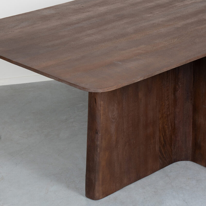 Label51 eettafel van Mangohout, Scott