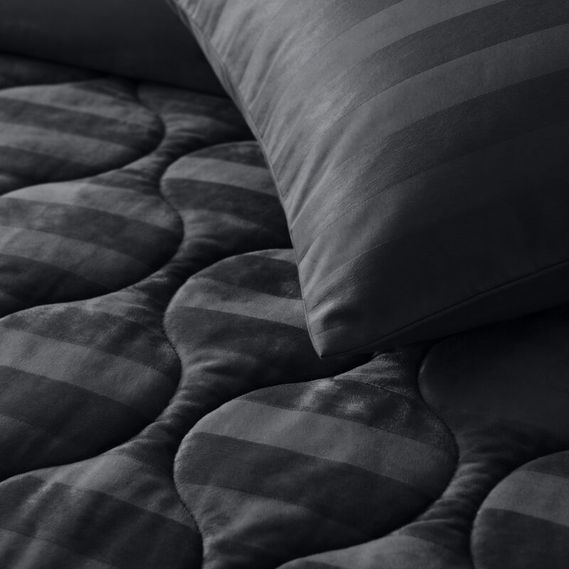 Sleeptime dekbed 240 x 200 cm van 100% Velvet 220 gsm, Hotel Velvet Antraciet 240 x 200 cm