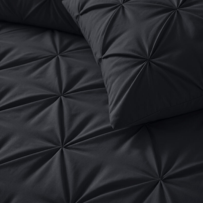 100% Microvezel dekbed Pintuck Antraciet 140 x 200 cm van Sleeptime in 140 x 200 cm