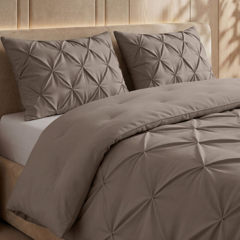 Sleeptime dekbed 240 x 200 cm van 100% Microvezel, Pintuck Taupe 240 x 200 cm