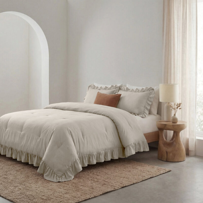 Ruffles Taupe/Grijs 200 x 200 cm dekbed van Sleeptime, 200 x 200 cm